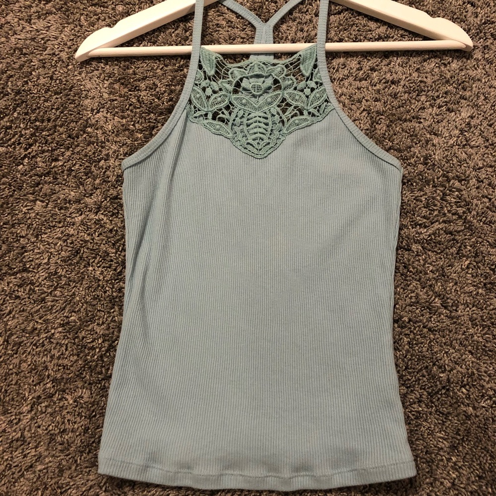High neck tank-top